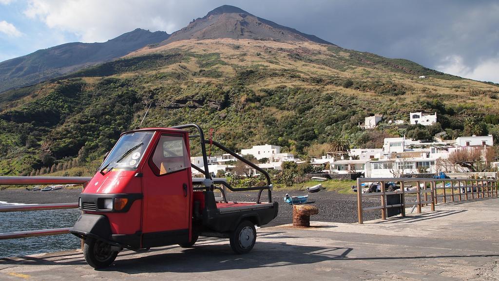 Il Vulcano A Piedi Estrómboli Exterior foto